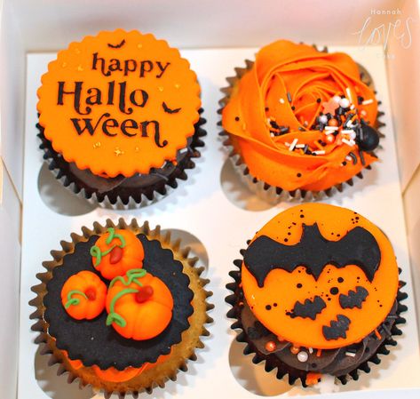 Pig Halloween, Cupcake Boxes, Fondant Toppers, Halloween Cupcakes, Salted Caramel, Nutella, Morning Coffee, Fondant, Cupcake