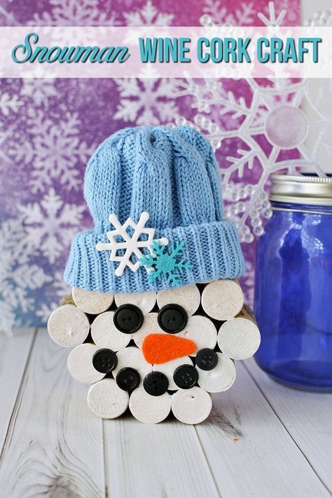 CLICK NOW for great Christmas ideas and Christmas crafts including this DIY snowman wine cork Christmas decor tutorial. #SnowmanCrafts #ChristmasCrafts #WineCorks Snowman Wine Cork, Wine Cork Crafts Christmas, Cork Christmas, Diy Schneemann, Cork Crafts Christmas, Wine Cork Diy Crafts, Wine Cork Ornaments, Snowman Crafts Diy, Cork Crafts Diy