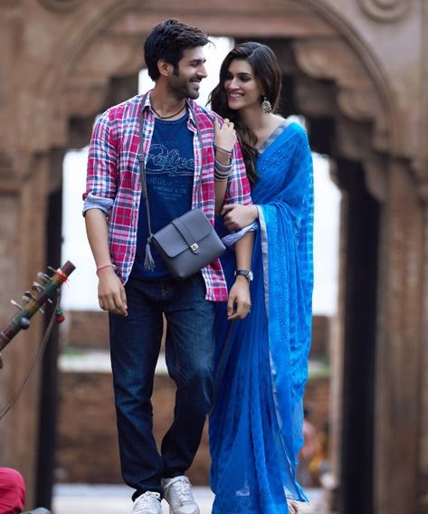 Bollywood Couples Photoshoot, Luka Chuppi, Pyay, Famous Indian Actors, Kriti Sanan, Indian Wedding Poses, Kartik Aaryan, Bollywood Couples, Bollywood Outfits