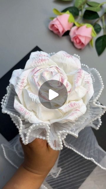 How To Make Tissue Paper Flowers, Flowers With Tissue Paper, 2024 Title, Tissue Paper Roses, Nails Original, Tissue Paper Flowers Diy, Tissue Paper Crafts, Tissue Flowers, Rose Crafts