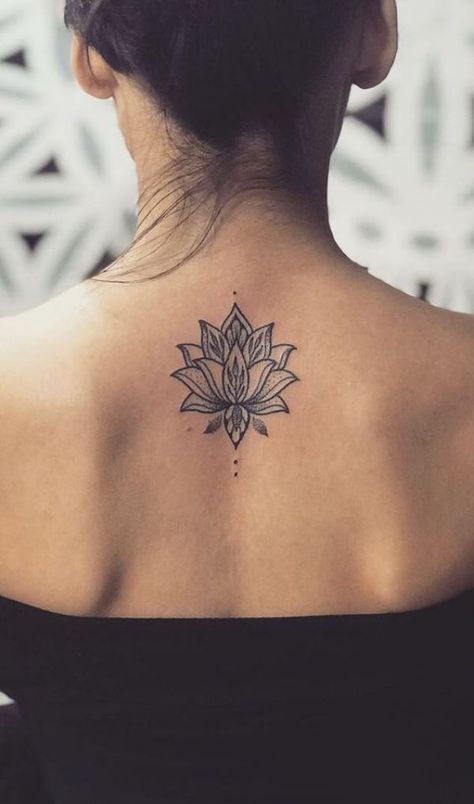 Lotus Flower Tattoos Rosen Tattoo Frau, Lotusblume Tattoo, Mandala Flower Tattoos, Upper Back Tattoos, Lotus Flower Mandala, Tattoo Trend, Inspiration Tattoos, Sunflower Tattoos, Small Wrist Tattoos