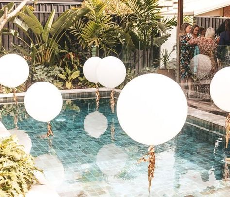 Pool goals for last weekends bridal shower 😍 French Baby Shower, Garden Party Outfit, Pool Party Favors, Debut Ideas, Personalized Balloons, Green Balloon, Baby Dedication, Giant Balloons, Confetti Balloons