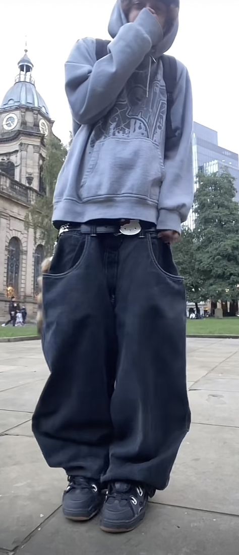 Grunge Inspired Outfits Men, Baggy Clothes Reference, Baggy Medium Wash Grunge Bottoms, Y2k Baggy Pants Men, Baggy Clothes Japanese, Y2k Baggy Full-length Bottoms, Y2k Full-length Baggy Pants, Baggy Outfit Ideas, Fire Clothes