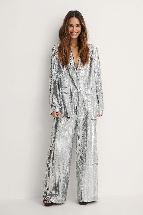 Silver Wardrobe, Museum Dress, Sequins Pants Outfit, Sequin Suit, Denim Jeans Outfit, Silver Outfits, Wedding Dress Sequin, Metallic Pants, Sequin Formal Dress