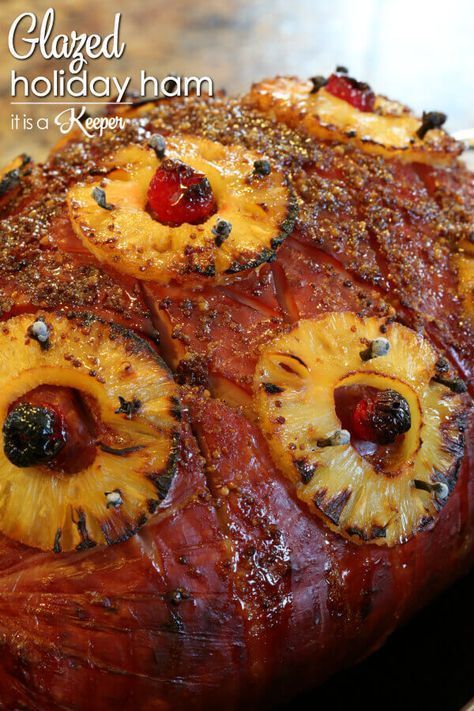 Holiday Ham Glaze, Pineapple Honey Glazed Ham, Ham With Pineapple, Baked Ham With Pineapple, Holiday Ham Recipes, Brown Sugar Ham, Ham Recipes Baked, Pineapple Ham, Ham Glaze Recipe