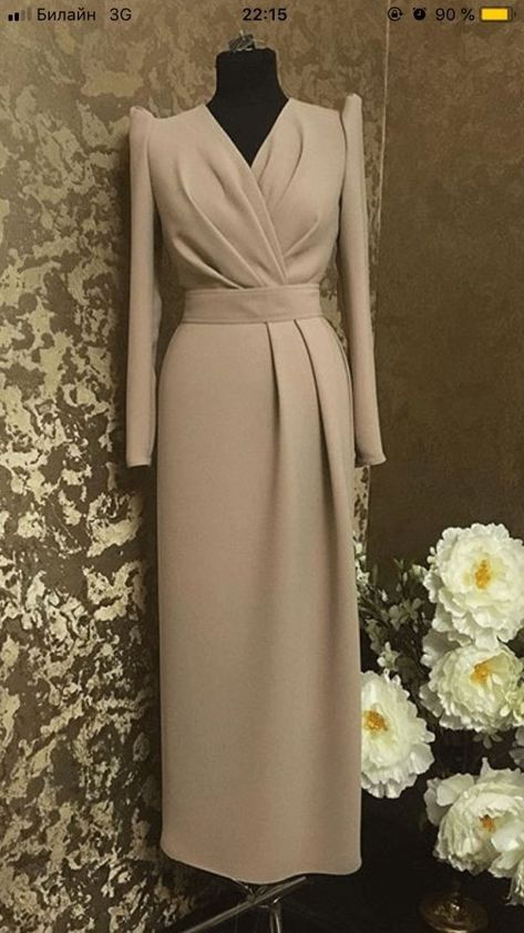 Soiree Dresses For Hijab, Hijab Dress Party, Soiree Dress, Muslim Fashion Dress, Muslim Fashion Outfits, Stylish Party Dresses, Fashionista Clothes, Dressy Dresses, Elegant Dresses For Women