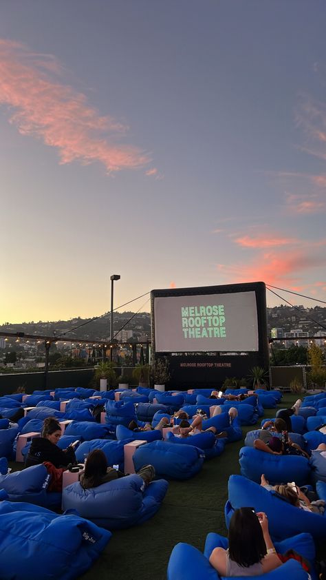 Outdoor Cinema Aesthetic, Outdoor Activities Aesthetic, 2025 Bucket List, Rooftop Theater, Fun Activities Aesthetic, Fun Museum, Cinema Outdoor, We Outside, Cinema Date