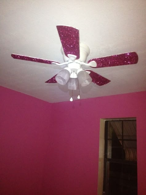 My daughter's fan.  Pink glitter fan!   We did mod podge and mixed it up with glitter and painted it on.  We sprinkled more glitter on top and let dry and then sprayed with polyurethane.  Beautiful!  We did outlet covers too Baby Girl Room Decorating Ideas, Glitter Bedroom, Glitter Room, Styles Korean, Dark Girl, Glitter Wall, Princess Room, Girly Room, Daughters Room