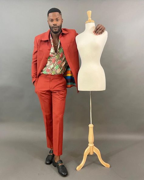 Sam Adegoke 🇳🇬’s Instagram photo: “🥼custom made in Nigeria by @atafo.official 🇳🇬 for #dynasty Season 5. We back tonight! 9/8c @thecw” Atafo Official, Dynasty Season 5, Jeff Colby, We Back, Colby, My Soul, Capri Pants, Custom Made, Instagram Photo