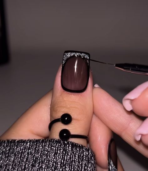 Black Nails With Glitter, Wow Nails, Manicure Nail Designs, Diy Acrylic Nails, Casual Nails, Pretty Nail Art Designs, Black Nail Designs, Pretty Nail Art, Classy Nails