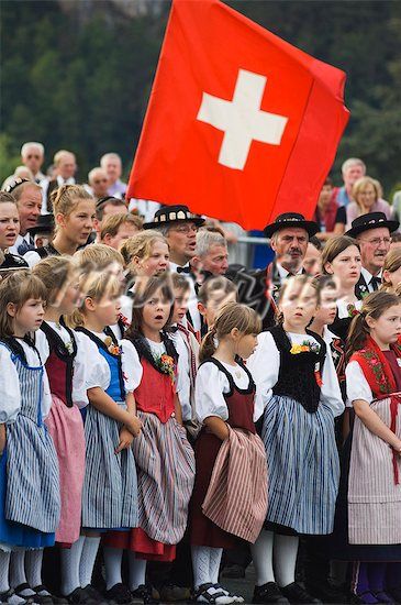 Parade for the Unspunnen Bicentenary, children in traditional costumes from seven regions, Unspunnen festival, Interlaken, Jungfrau region Switzerland Traditional Clothing, Swiss Folklore, Swiss Clothing, Slavic Clothing, Swiss Miss, Swiss Switzerland, Beautiful Switzerland, Alpine Style, Culture Clothing