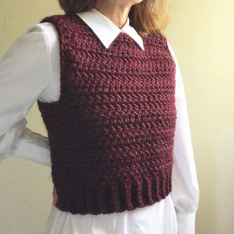 Ravelry: mollykmade's Chunky vest Cute Crochet Sweater Vest, Chunky Yarn Vest, Chunky Crochet Vest Pattern Free, Sleeveless Sweater Crochet, Crochet Chunky Vest Free Pattern, Crochet Vest Easy, Crochet Sweater Vests, Vest Pattern Crochet, Chunky Knit Vest Pattern Free