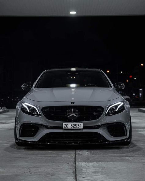 Mercedes Amg C63s Wallpaper, Mercedes E63s Amg, E63s Amg, Popular On Instagram, Mercedes E63, Mercedes Auto, Mercedes Benz Wallpaper, Mercedes C63 Amg, Mercedes Benz E63 Amg