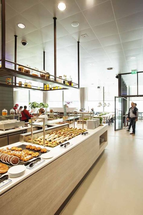 Restaurant Buffet Design, Buffet Restaurant Design, Van Gogh Restaurant, Buffet Counter, Hotel Breakfast Buffet, Commercial Kitchen Design, Healthy Sandwich, Hotel Buffet, Hotel Breakfast