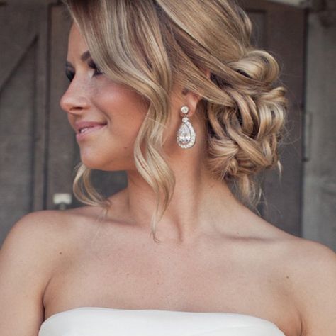 Wedding Hair Side, Loose Updo, Wedding Hairstyles Bride, Best Wedding Hairstyles, Trendy Wedding Hairstyles, Wedding Hairstyles Updo, Wedding Hairstyles For Long Hair, Hair Photo, Wedding Hair And Makeup