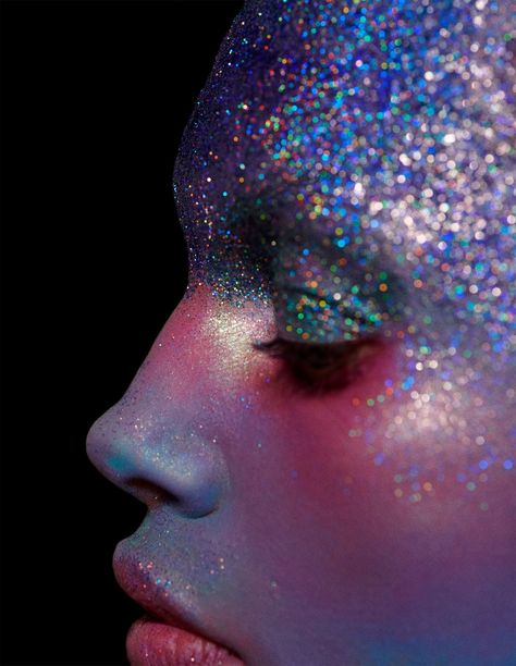 Glitter Full Face Makeup Galaxy Space Futuristic Beauty Editorial with model Staz Lindes Staz Lindes, Space Futuristic, Jamie Nelson, Space Hair, Space Makeup, Galaxy Makeup, Pastel Makeup, 80s Makeup, Glitter Face