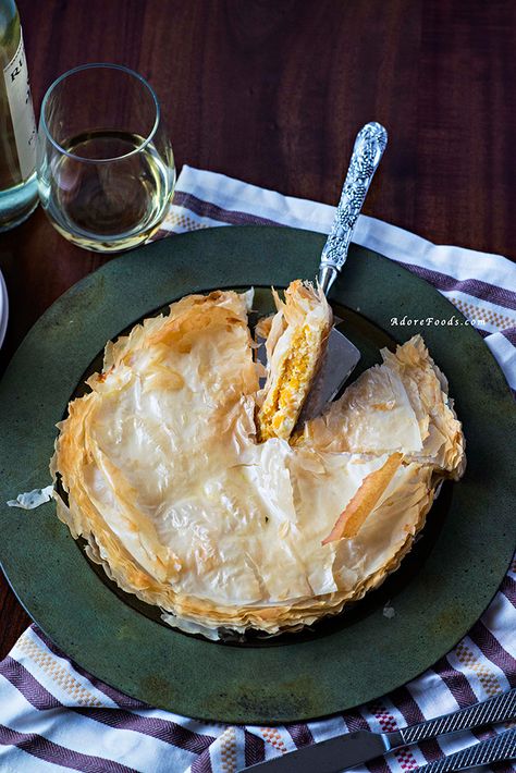 Greek Pumpkin and Feta Cheese Pie (Kolokithopita) Pumpkin And Feta, Feta Pie, Savory Pies Recipes, Halloween Food Appetizers, Fall Appetizers, Cheese Pie, Cheese Pies, Appetizer Bites, Sweet Pumpkin