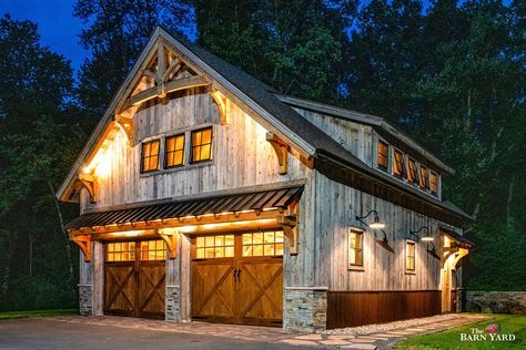 Barn Style Garage, Mini Chalet, Timber Frame Barn, Garage Guest House, Barn Houses, Carriage House Plans, Barn House Design, Barn Living, Barn Style House Plans