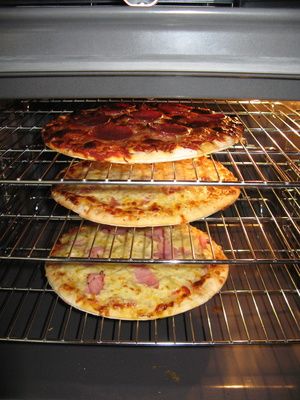 Convection Oven Baking, Clean An Oven, Convection Oven Cooking, Convection Oven Recipes, Toaster Oven Recipes, Cleaning Oven Racks, Convection Toaster Oven, New Oven, Convection Cooking