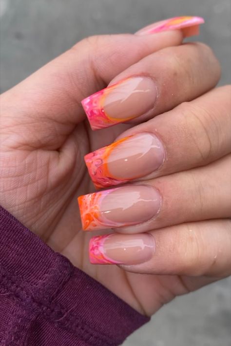 nails, vacation nails, pink and orange Nails For Dubai Vacation, Trinidad Carnival Nails, Aruba Vacation Nails, Nails For Bahamas Vacation, Nails For Dominican Republic, Cruise Nail Ideas Bahamas, Gran Canaria Nails, Holiday Nails Summer Acrylic 2024, Lanzarote Nails