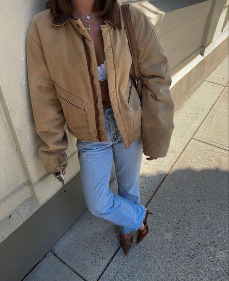 Wardrobe Build, Carhartt Jacket Outfit, Fall Jackets Outfit, Classy Cowgirl, Jacket Outfit Women, Farm Clothes, Autumn Fits, Clothespins, Outfit Inspo Fall