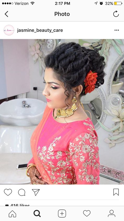 Wedding hairstyle Navari Hairstyles Bun, Hairstyle With Gown, Frozen Hair Tutorial, Hairstyles For Bride, Long Bridal Hair, Hair Styels, Hair Style Vedio, Bridal Hairdo, Bridal Hair Buns