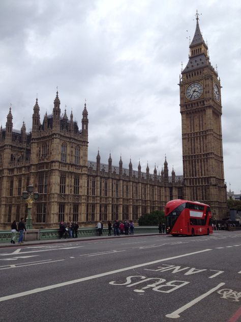 House Of Parliament London, Houses Of Parliament London, House Of Parliament, London Vibes, London Houses, London Dreams, London Baby, London Aesthetic, Cute Couple Outfits