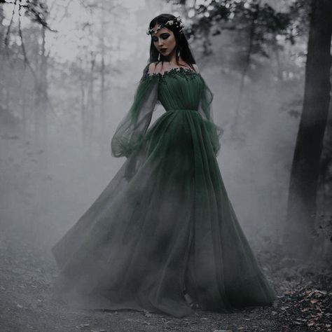 Princess Aesthetic Green Dress, Non Traditional Wedding Dress Green, Enchanted Masquerade Prom Dresses, Emerald Ball Gown Aesthetic, Dark Fae Ballgown, Dark Emerald Green Wedding Dress, Dark Green Aesthetic Dress, Green Dress Fantasy Gowns, Forest Green And Black Wedding Dress