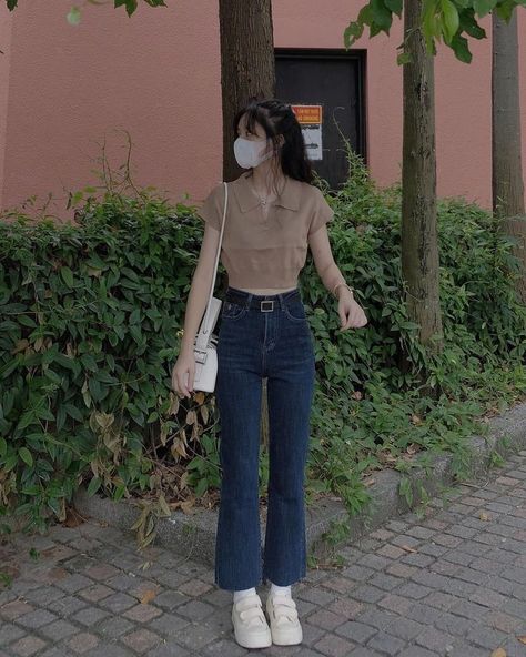 Pin on Style School Outfits For College Korean, Ootd Ideas Korean Style, Feminim Style Outfit, Korean College Outfits, Korean College, Ootd Korean Style, Simple Style Outfits, Outfit Korean Style, Outfit Korean