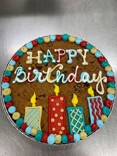 May Birthday Cake Ideas, Big Birthday Cookie, Birthday Message Cookies, Birthday Cookie Cake Designs For Men, Decorated Cookie Cake Birthday, Birthday Cookie Cake Ideas, Cookie Cake Ideas Birthday, Message Cookie Designs, Cookie Cake Birthday Designs