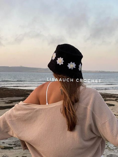 Daisy Flower Bucket Hat Crochet Pattern FREE by Lisa Auch Crochet. This is a Free Written Crochet pattern to create... Bucket Crochet Hat, Easy Crochet Bucket Hat, Bucket Hat Pattern Free, Bucket Crochet, Bucket Hat Crochet Pattern, Bucket Hat Crochet, Scrap Yarn Crochet, Crochet Summer Hats, Bucket Hat Pattern