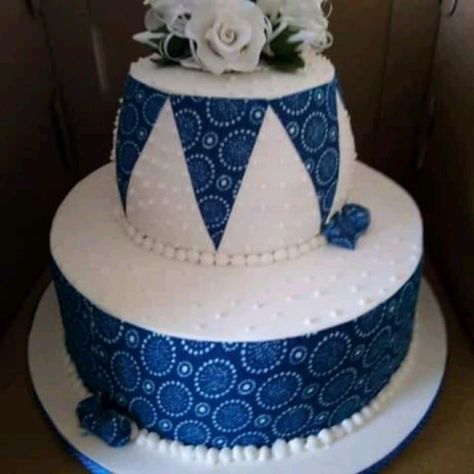 African Lobola Cakes, Roora Cakes, Lobola Cakes, Lobola Cake Ideas, Tswana Traditional Wedding Cakes, Zulu Traditional Wedding Cakes, Emerald Wedding Cake, Wedding Cake Emerald Green, Africa Cake