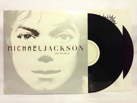 Michael Jackson Invincible, Michael Jackson Vinyl, Obx Dr, Joseph Jackson, Great Albums, Record Players, Vinyl Record Album, Record Album, Beautiful Person