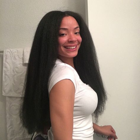 Healthy Black Hair, Long Natural Curly Hair, Head Shaver, Travel Booking, Nappy Hair, Beautiful Natural Hair, Girls Natural Hairstyles, Protective Hairstyles Braids, Beautiful Curly Hair