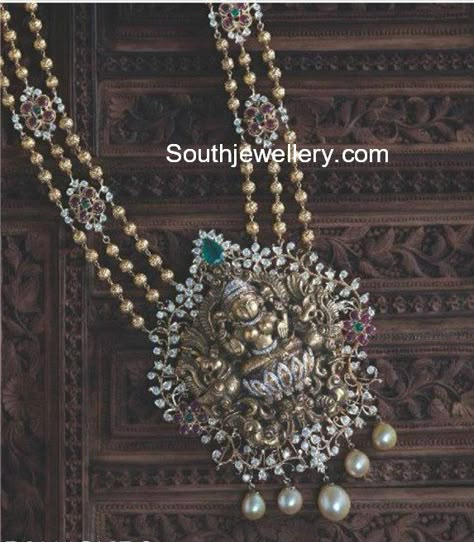 Gundla Haram Designs, Chandra Haram, Haram Designs, Silver Necklace Designs, Buy Gold Jewelry, Antique Jewelry Indian, Gold Pendant Jewelry, Antique Gold Jewelry, Gold Jewelry Earrings