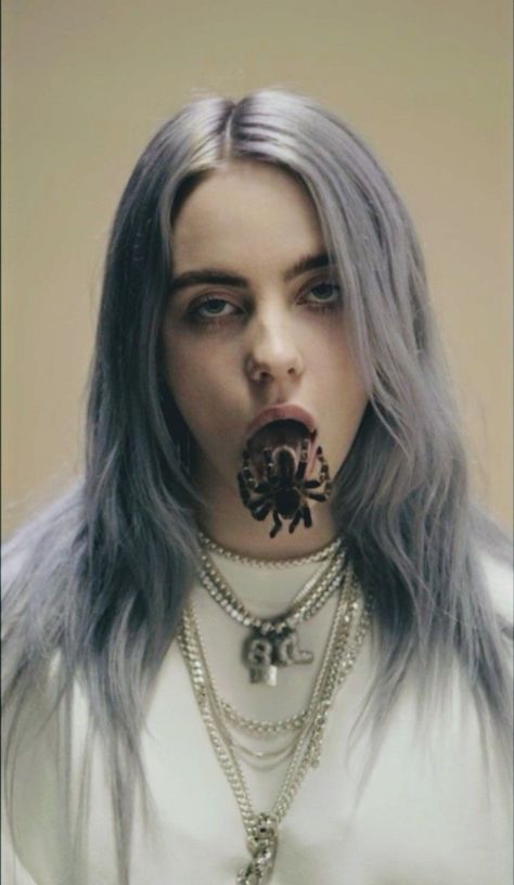 Billie Eilish Spider, Aesthetic Header, Billie Eilish Vídeos, Gambling Cake, Gambling Humor, Casino Night, Hair Growth Oil, 인물 사진, Hair And Beard Styles