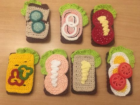 Crochet Sandwich, Crochet Play Food, Crochet Fruit, Crochet Food, Crochet Kitchen, Minced Meat, Fun Crochet Projects, Diy Crochet Projects, Play Food