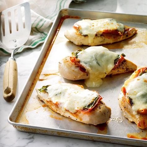 Chicken Provolone Recipes With Provolone, Recipes With Provolone Cheese, Chicken Provolone, Provolone Recipes, Easy Italian Dinner, Minute Chicken, Italian Dinner Recipes, Basil Recipes, Ground Chicken Recipes