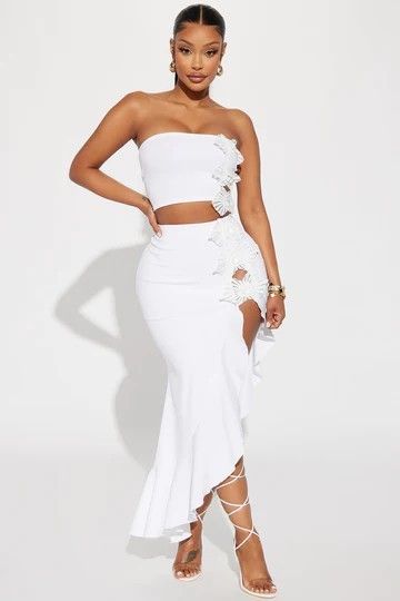 I Want Your Attention, Red Skirt Set, White Skirt And Top, Asymmetrical Ruffle Skirt, All White Party Outfits, White Party Outfit, Grad Outfits, Tube Top And Skirt, All White Sneakers