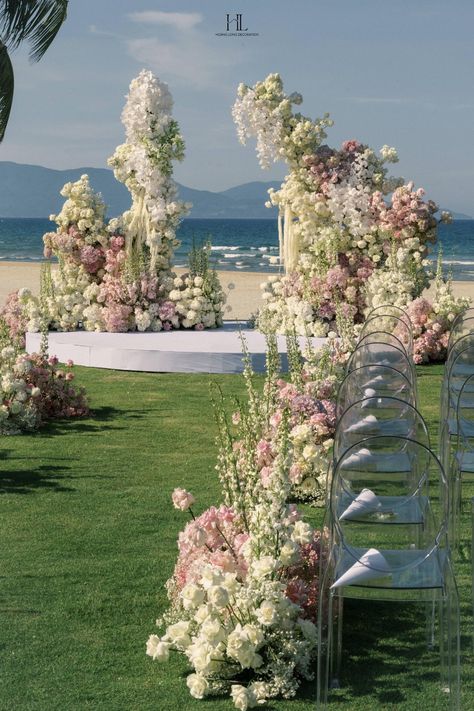 Flower Arragement, Outdoor Stage, Elegant Wedding Inspiration, Pastel Decor, Bali Wedding, Wedding Decor Inspiration, Outdoor Wedding Decorations, Wall Backdrops, Wedding Stage