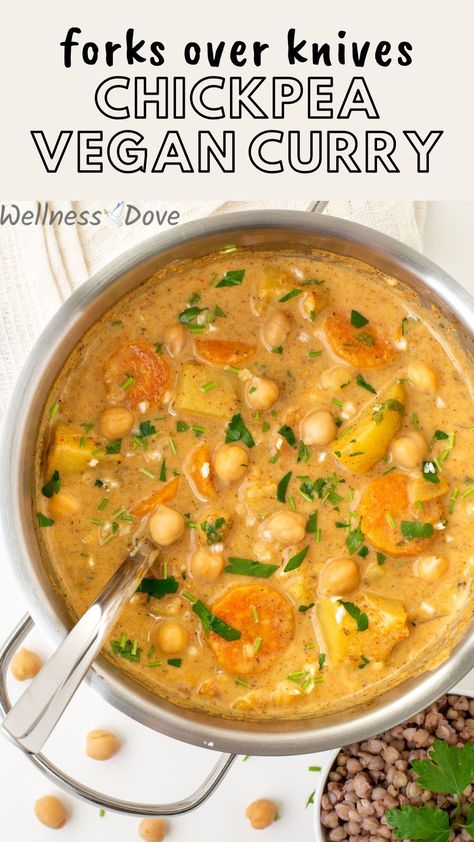 This delicious vegan chickpea curry is one creamy and rich forks over knives recipe. This comforting and satiating meal is whole food, plantbased and completely oil-free. And so easy to make with staple ingredients. It's so healthy, packed with healthy plant protein, satiating complex carbs, fiber. It is perfectly seasoned with curry powder, thyme, nutmeg, cumin, paprika to create this rich texture and flavor. Protein Vegan Meals, Vegan Stews, High Protein Vegan Meals, Chickpea Vegan, Vegan Chickpea Curry, Healthy Vegan Dinner Recipes, Vegan Protein Recipes, Comforting Dinner, Healthy Vegan Dinner