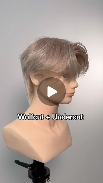 Wolfcut Undercut, Haircut Wolfcut, The Undercut, Undercut Haircut, Anime Haircut, How To Cat, Thick Hair Cuts, Hair Flip, Fluffy Hair