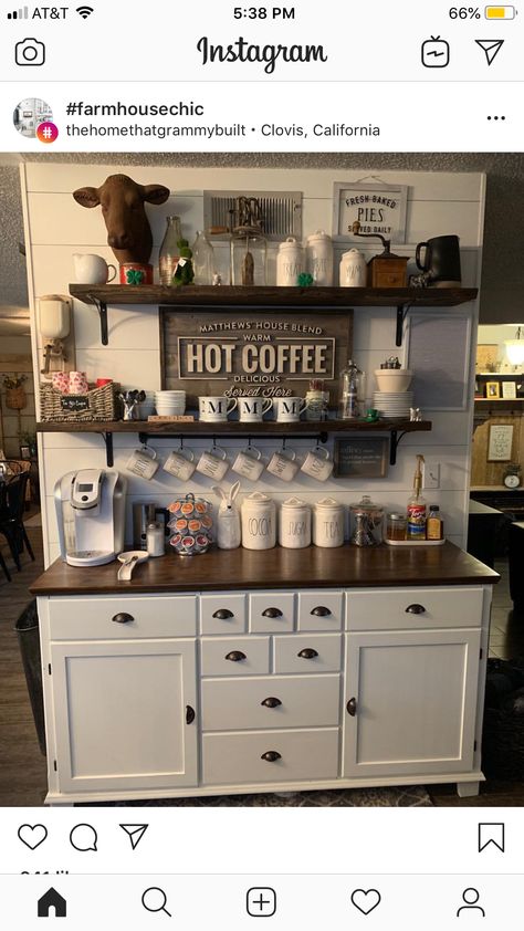 Farmhouse Coffee Station, Farmhouse Coffee Bar Decor, Style Coffee Bar, Kaffe Station, Coffee Bar Farmhouse, Coffee Station Ideas, Bar Farmhouse, Coffee Bar Station, Coffee Bar Ideas