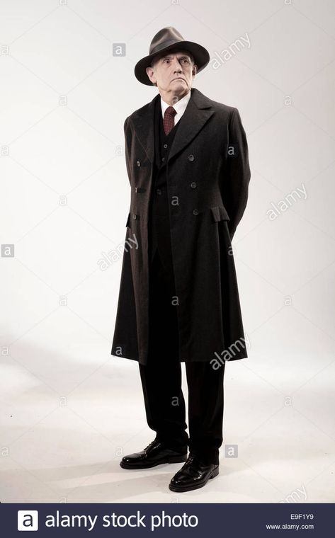 Man In Trench Coat, Detective Coat, Detective Costume, Detective Outfit, Trilby Hat, Characters Design, Policeman, White Image, Anatomy Art