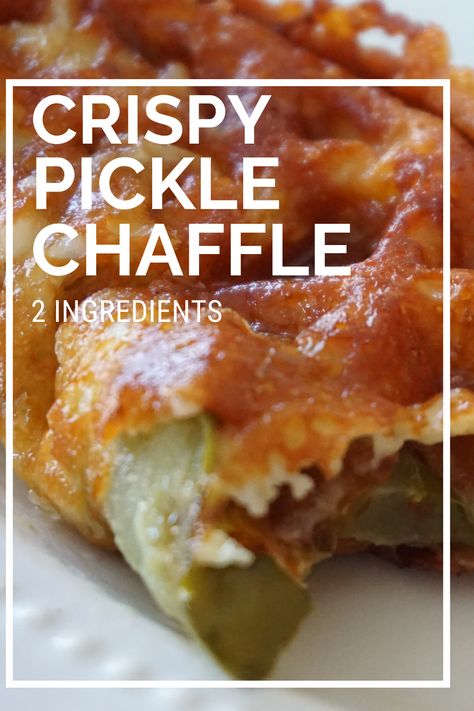 Pickle Chaffle, Cheesy Pickles, Mini Waffle Maker Recipes, Keto Fried Pickles, Mini Waffle Recipe, Mini Waffles, Dash Recipe, Chaffle Recipes, Mini Waffle Maker