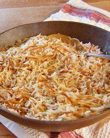 Easy Rice Pilaf, Rice Pilaf Recipe, Pilaf Recipe, Rice Side Dish Recipes, Pilaf Recipes, Armenian Recipes, Rice Side, Rice Side Dishes, Rice Pilaf