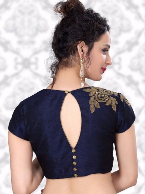 30+ Latest Simple Blouse Back Neck Designs 2018 Saree Simple, Indian Blouse Designs, Boat Neck Blouse Design, Best Blouse Designs, Backless Blouse Designs, New Saree Blouse Designs, Lehenga Blouse Designs, Blouse Back Neck Designs, Blouse Design Images