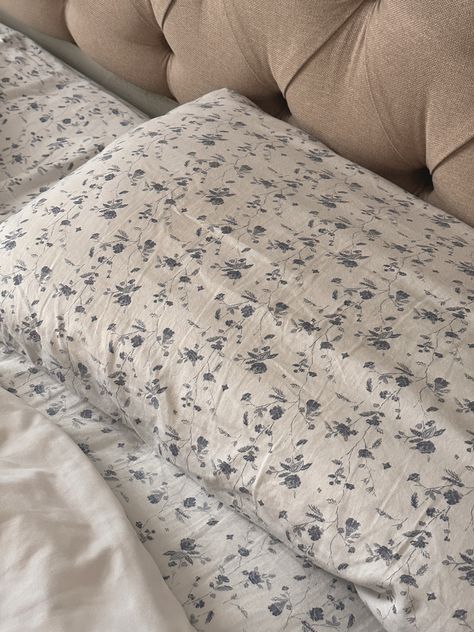 summer bedding, floral bedding, summer beds, comfy Beds Comfy, Cotton Aesthetic, Bedding Floral, Floral Sheets, Sunday Reset, Flower Sheets, Bed Springs, Lifestyle Aesthetic, Floral Bedding