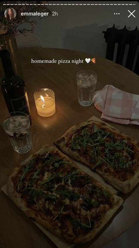 Homemade Pizza Caption, Healthy Dinner Instagram Story, Food Instagram Story Dinner, Pizza Story Instagram Ideas, Dinner Snapchat Story Night, Dinner Story Instagram, Pizza Insta Story, Dinner Ig Story, Makanan Aesthetic