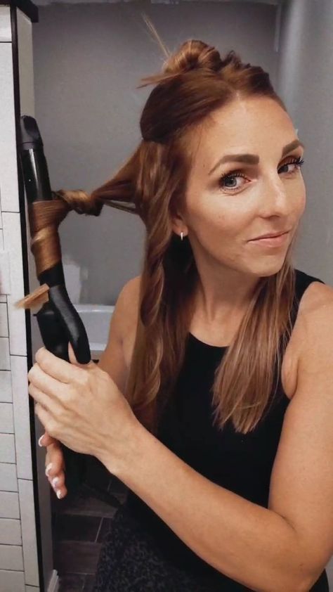 amandajonescarter on Instagram: Perfect beachy waves comin' in hotttt! ➡ 1" curling iron (obsessed with this long barrel from @bioionic) ➡ Light hold hairspray (also… Bioionic Long Barrel Curling Iron, Bio Ionic Long Barrel Curling Iron, Bioionic Curling Iron, Bio Ionic Curling Iron, Long Barrel Curling Iron, Chris Janson, Barrel Curling Iron, Hair Curling Tips, Waves Curls